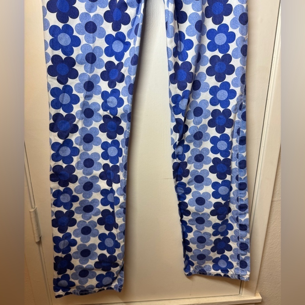 Zara Women’s Floral Blue White High Rise Straight Leg Button Fly Cotton Jeans 2 - Picture 10 of 13